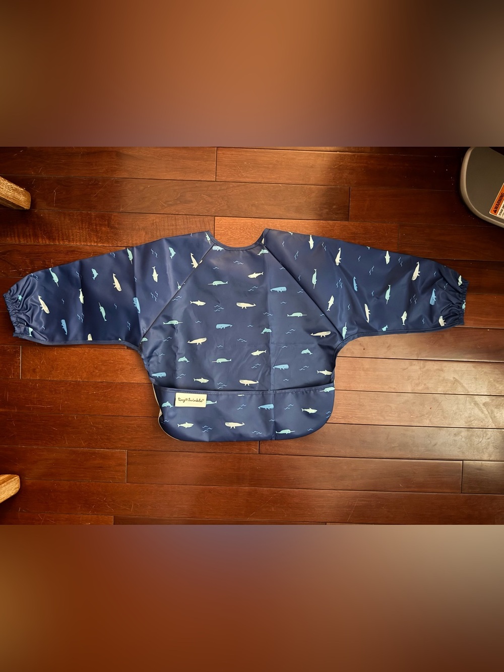 Long sleeve bib/apron